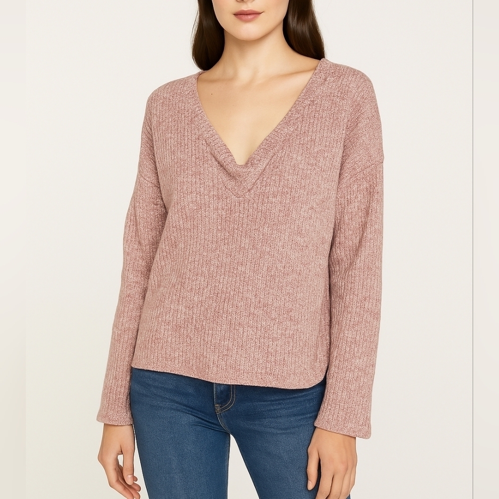 NWT Sadie & Sage V Neck Sweater